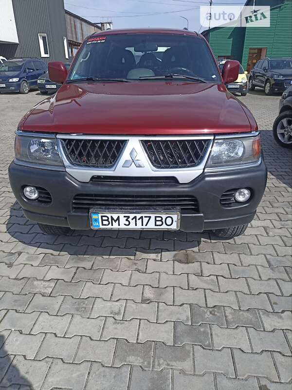 2005 mitsubishi pajero sport