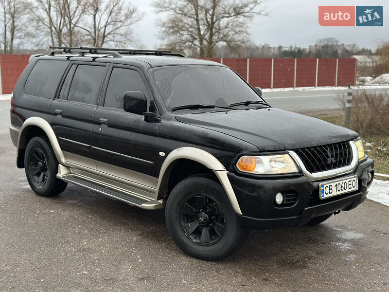 2005 mitsubishi pajero sport
