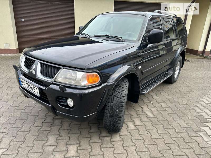 2006 mitsubishi pajero sport