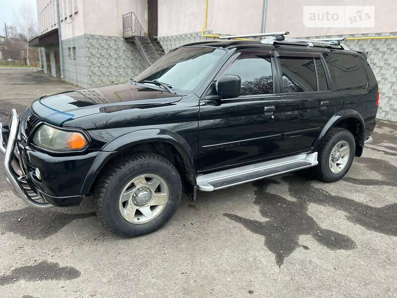 2006 mitsubishi pajero