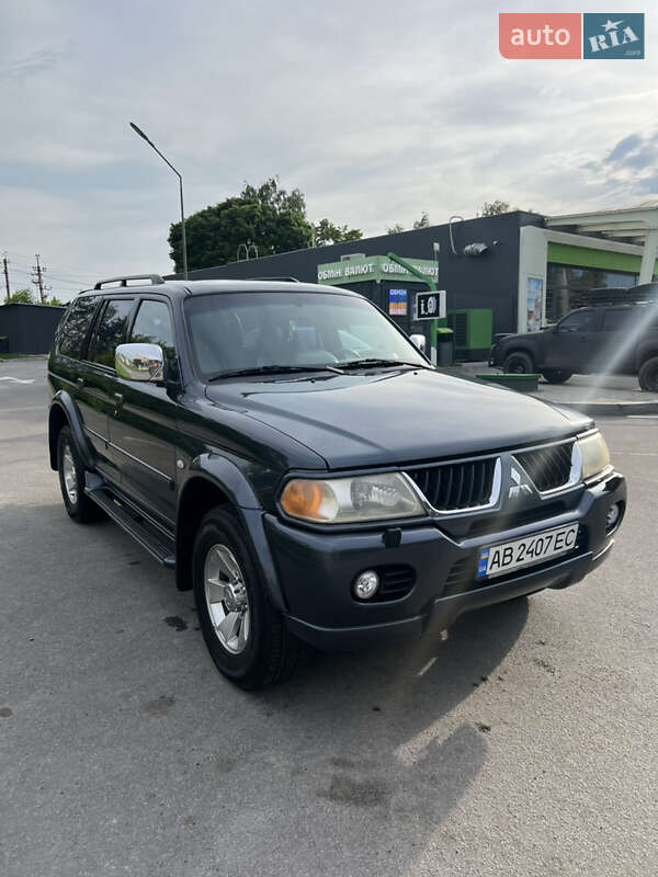 2006 mitsubishi pajero sport