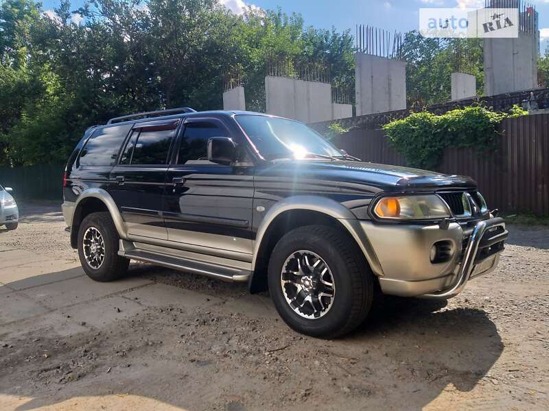2006 mitsubishi pajero sport