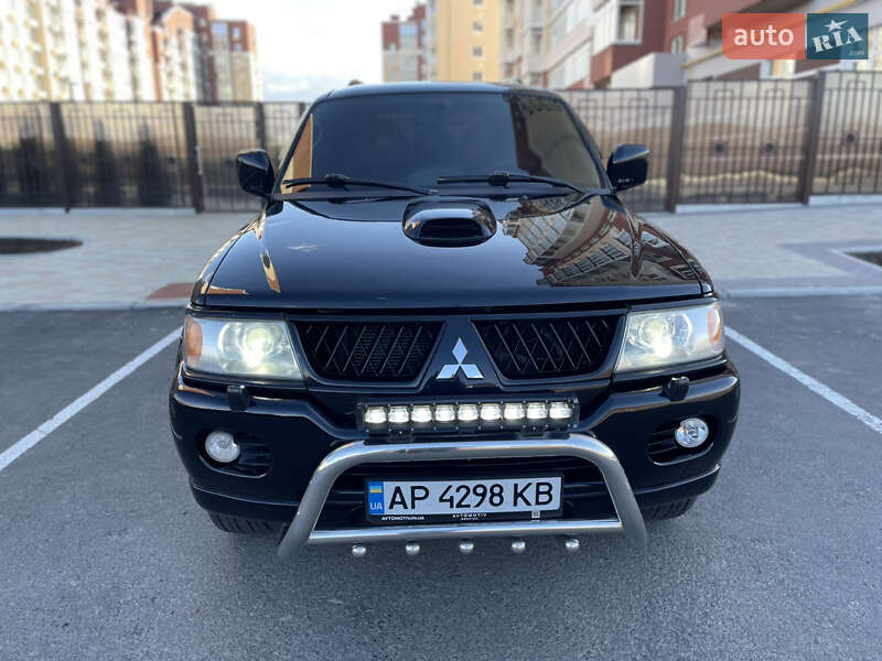 2006 mitsubishi pajero sport