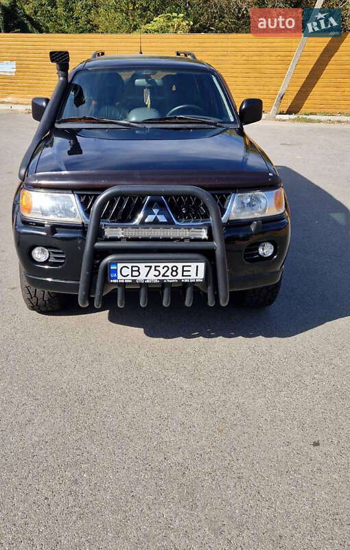 2006 mitsubishi pajero sport