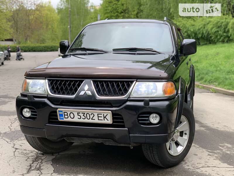 2006 mitsubishi pajero