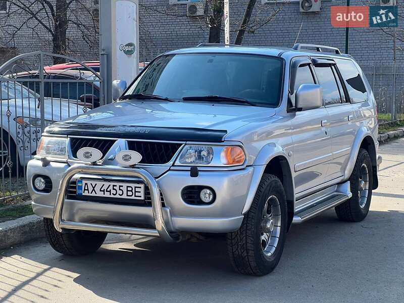2006 mitsubishi pajero sport