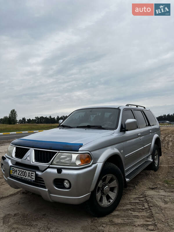 2007 mitsubishi pajero sport