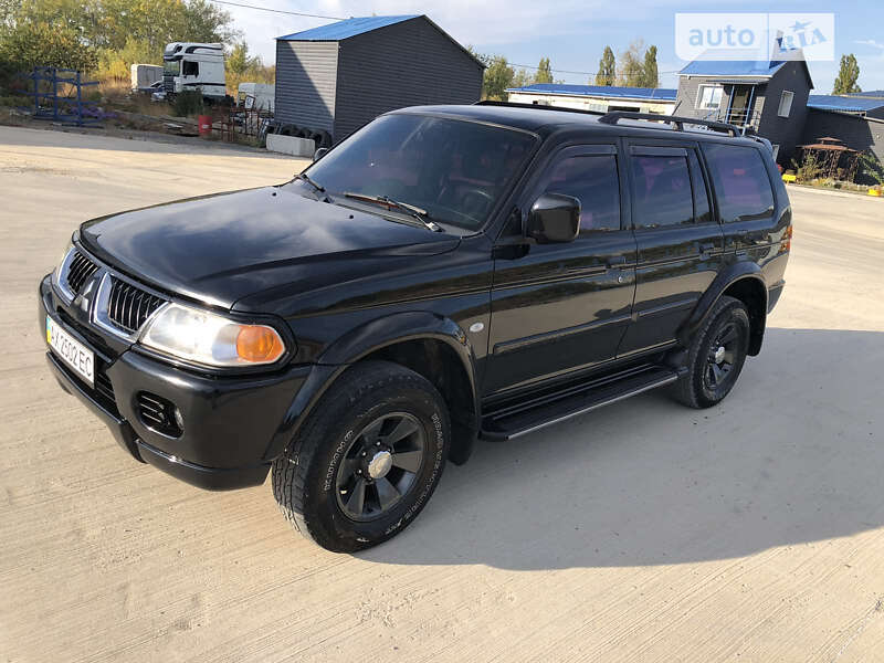 2007 mitsubishi pajero sport