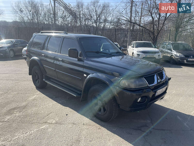 2007 mitsubishi pajero