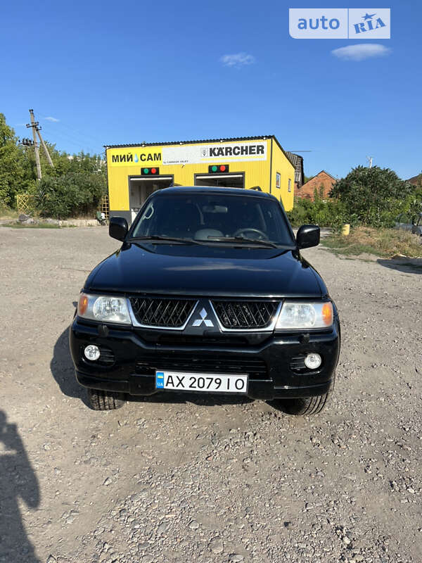 2007 mitsubishi pajero