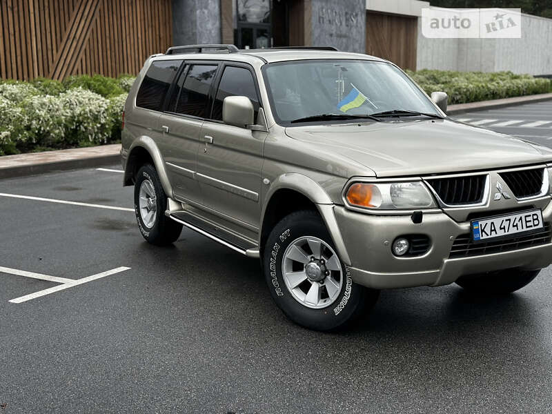 2007 mitsubishi pajero sport