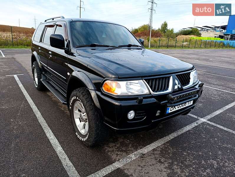 2007 mitsubishi pajero