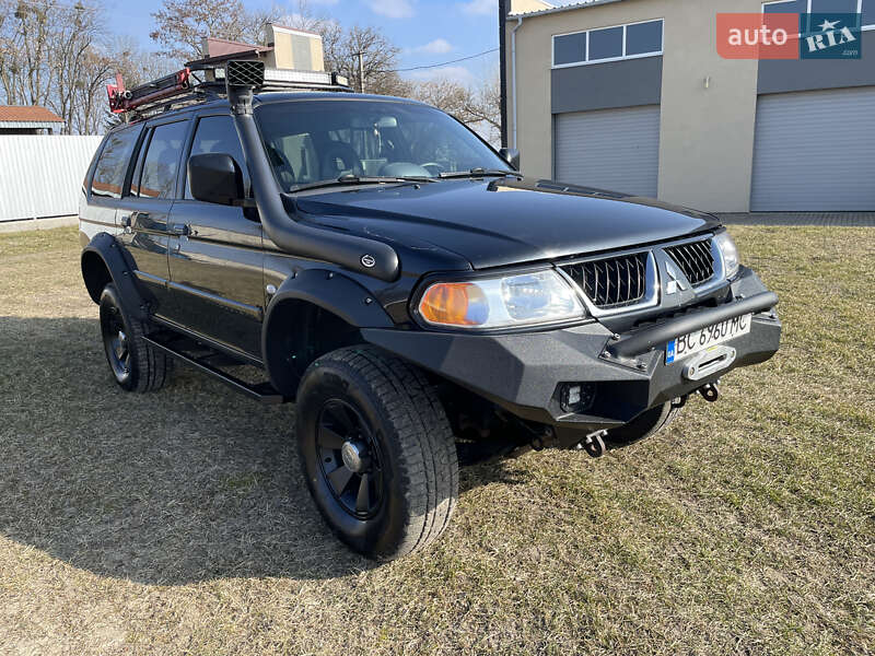 2007 mitsubishi pajero