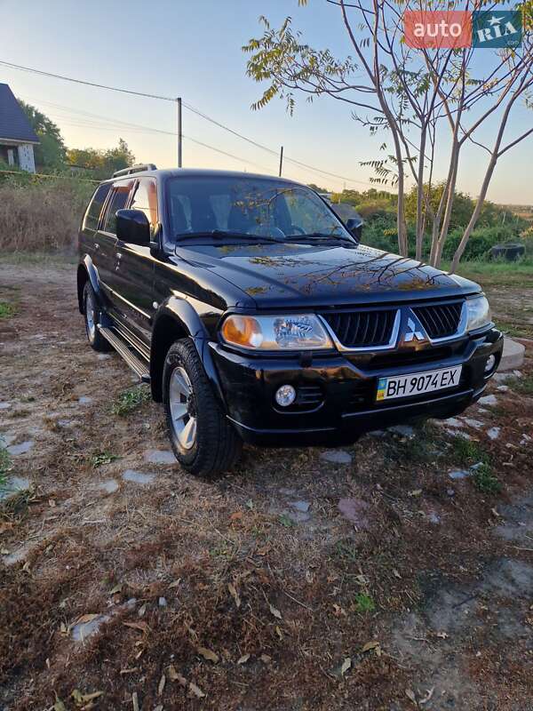 2007 mitsubishi pajero sport