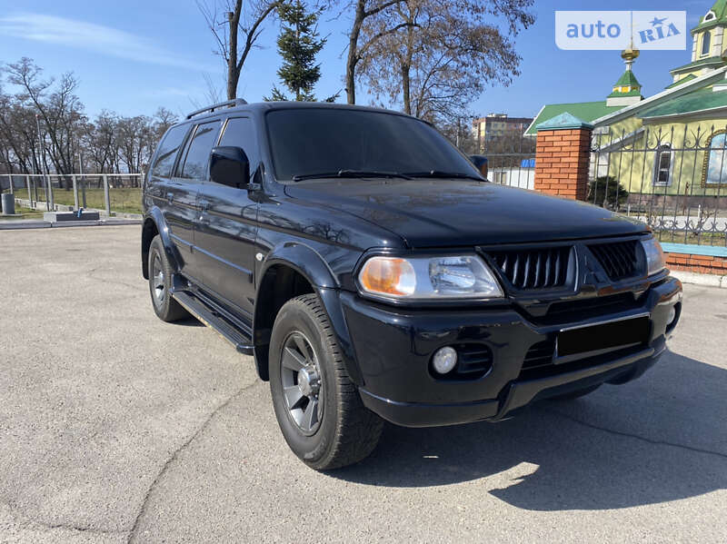 2007 mitsubishi pajero sport