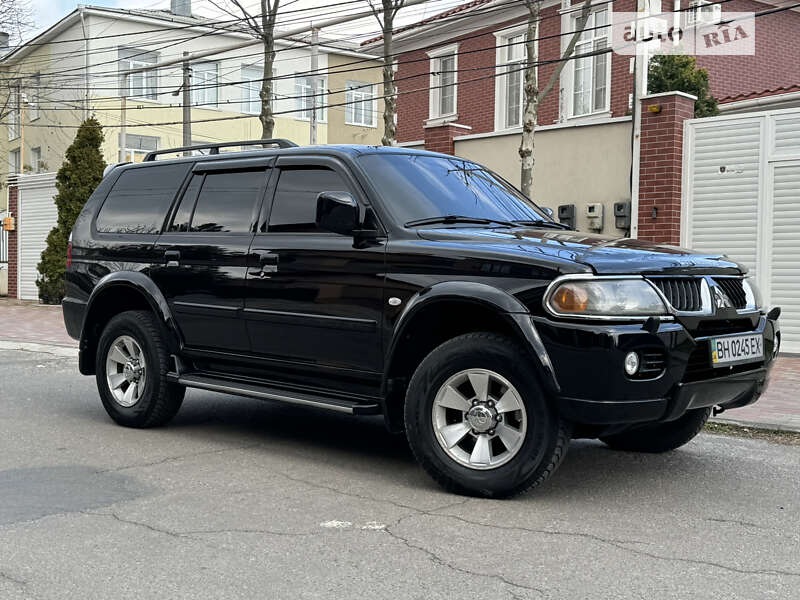 2007 mitsubishi pajero sport