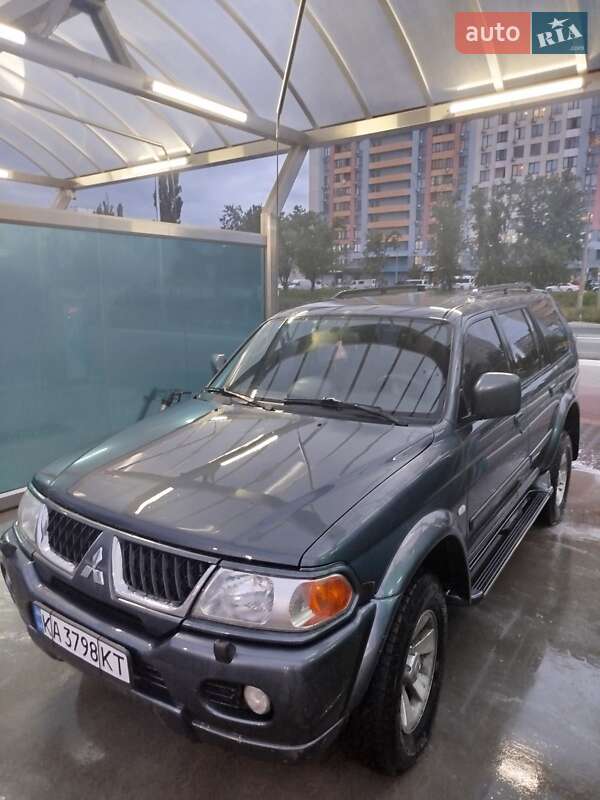2007 mitsubishi pajero sport