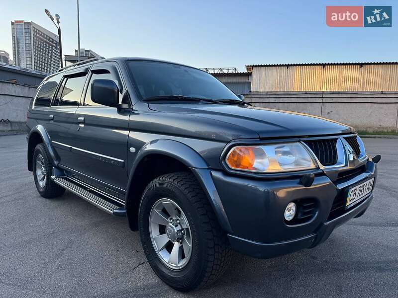 2008 mitsubishi pajero sport