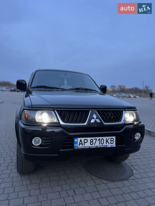 2008 mitsubishi pajero sport