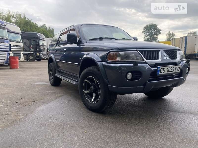2008 mitsubishi pajero
