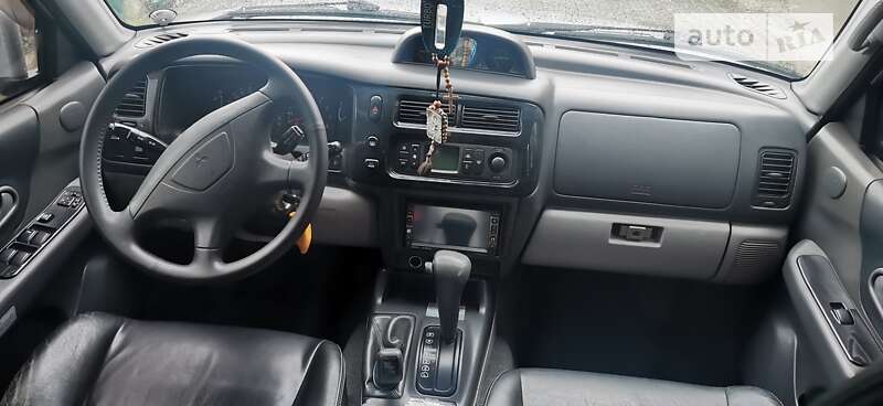 2008 mitsubishi pajero sport