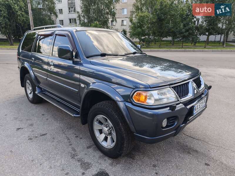 2008 mitsubishi pajero sport