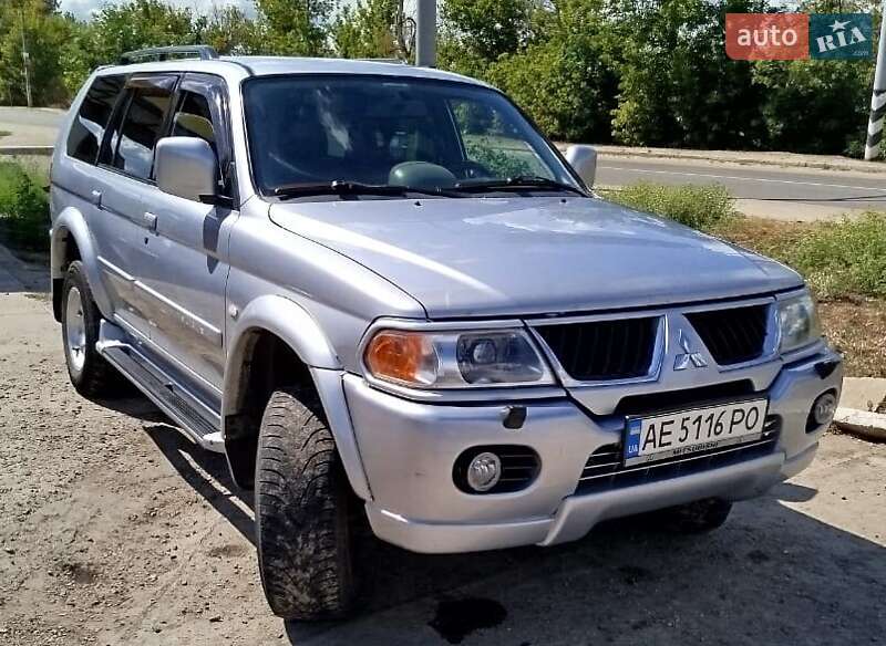 2008 mitsubishi pajero