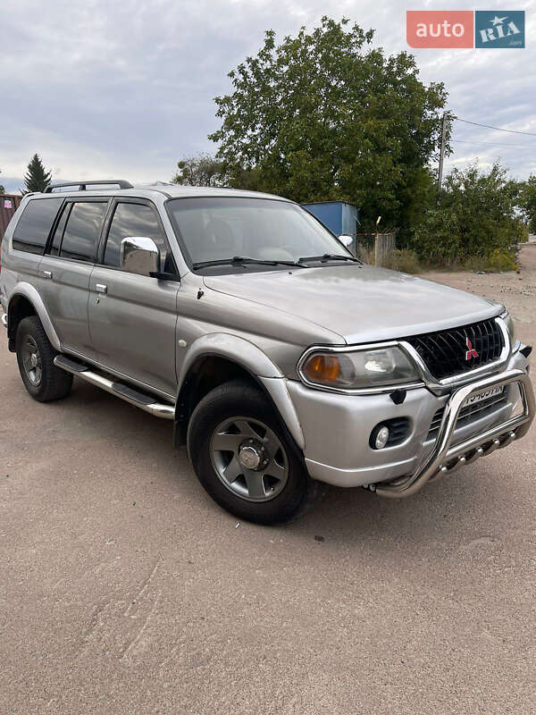 2001 mitsubishi pajero