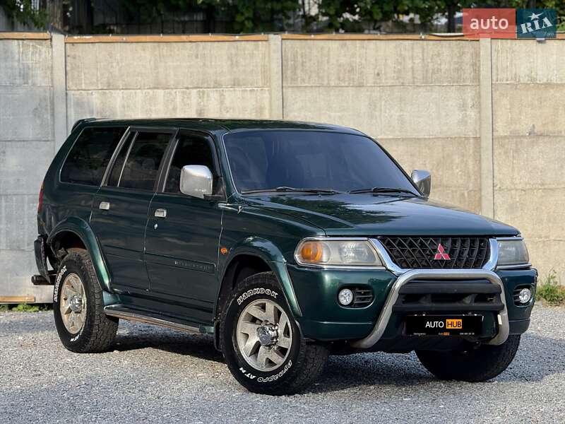 2000 mitsubishi pajero