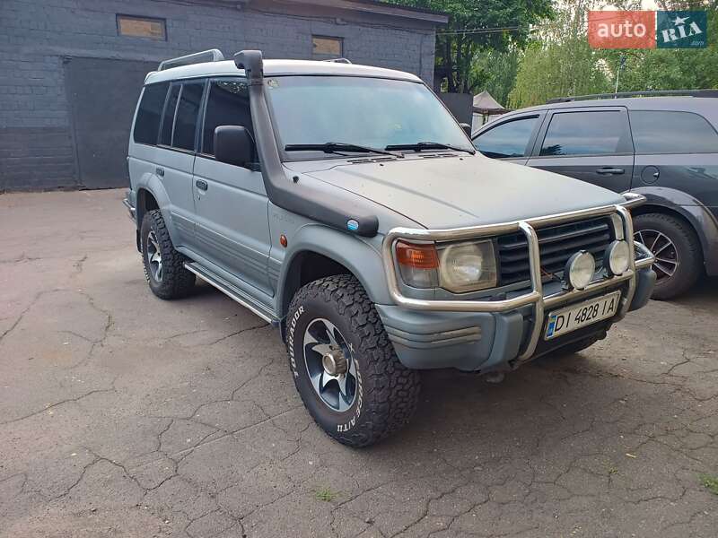 1996 mitsubishi pajero