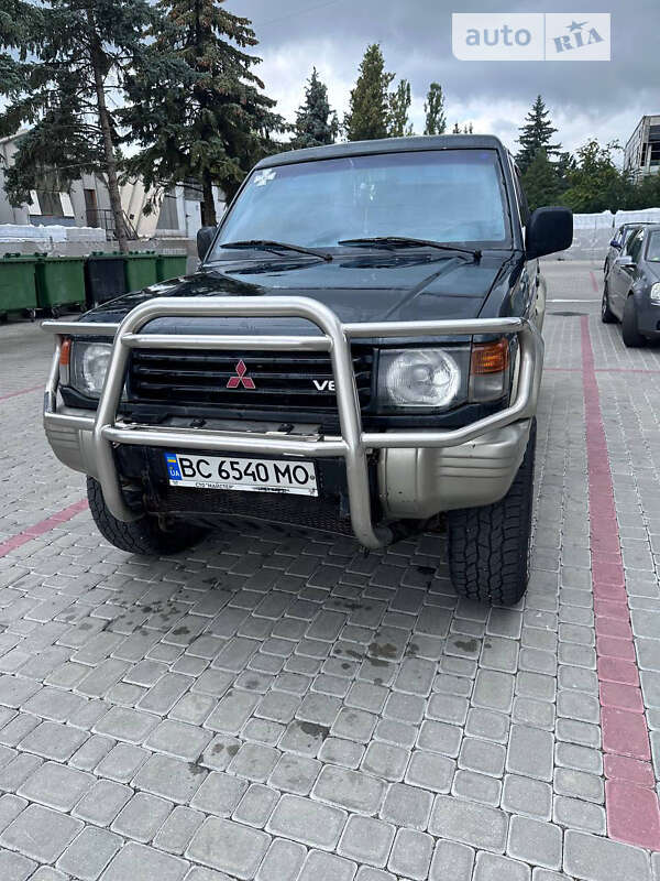 1997 mitsubishi pajero