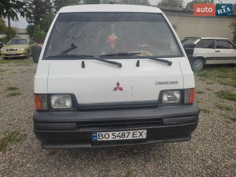 1994 mitsubishi l 300