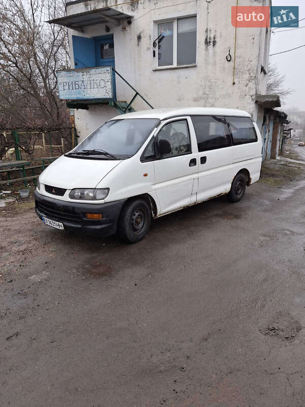 1999 mitsubishi l 400