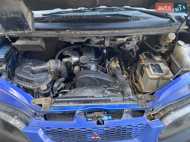 2000 mitsubishi l 400