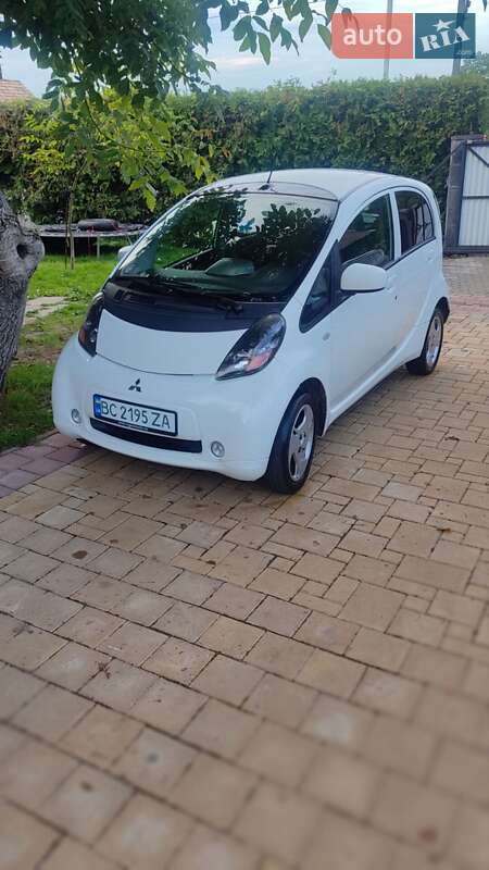 2011 mitsubishi i-miev