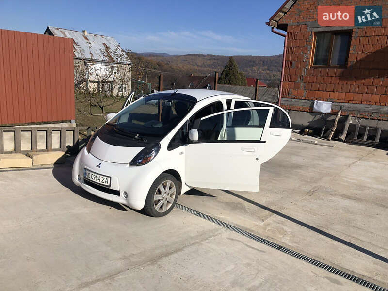 2011 mitsubishi i-miev