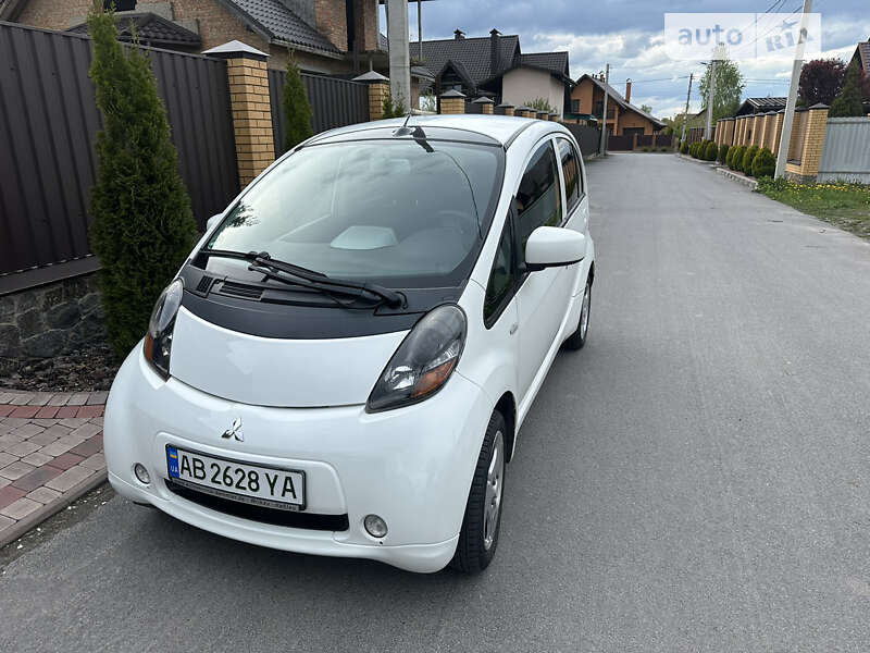 2011 mitsubishi i-miev