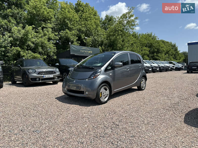 2011 mitsubishi i-miev