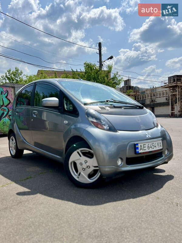 2011 mitsubishi i-miev