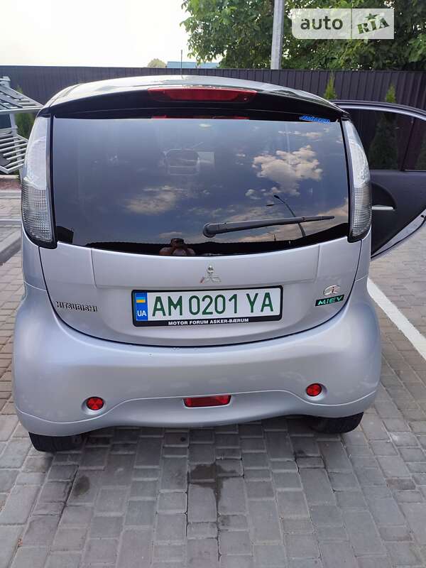 2011 mitsubishi i-miev