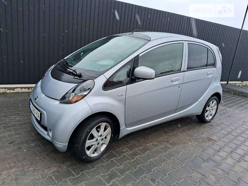 2011 mitsubishi i-miev