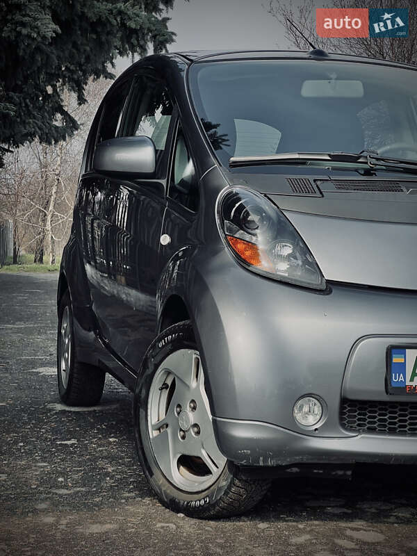 2011 mitsubishi i-miev