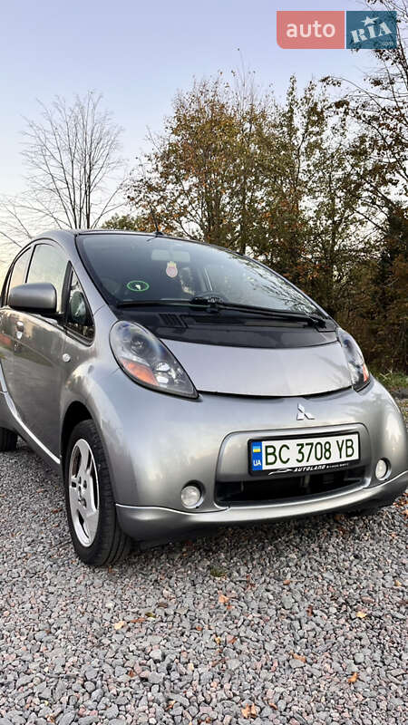 2011 mitsubishi i-miev