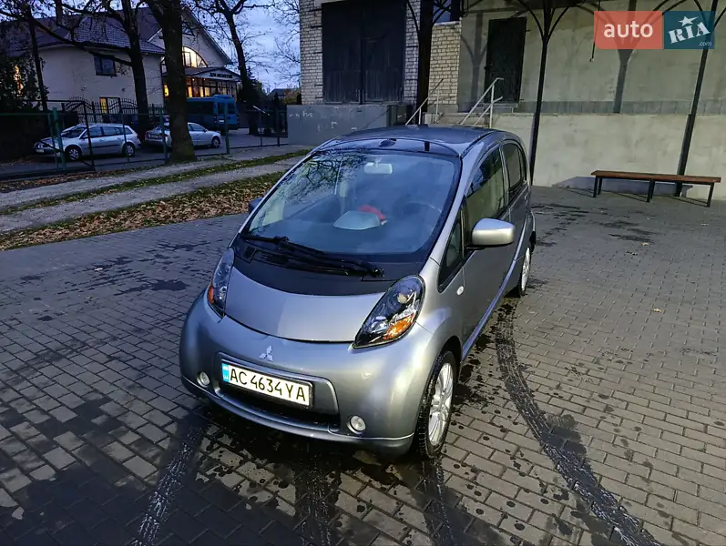 2011 mitsubishi i-miev