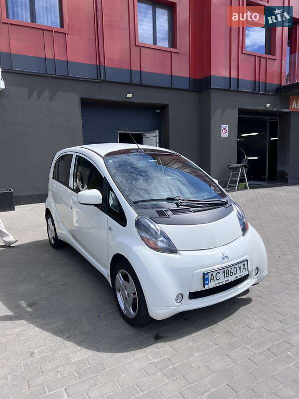 2012 mitsubishi i-miev