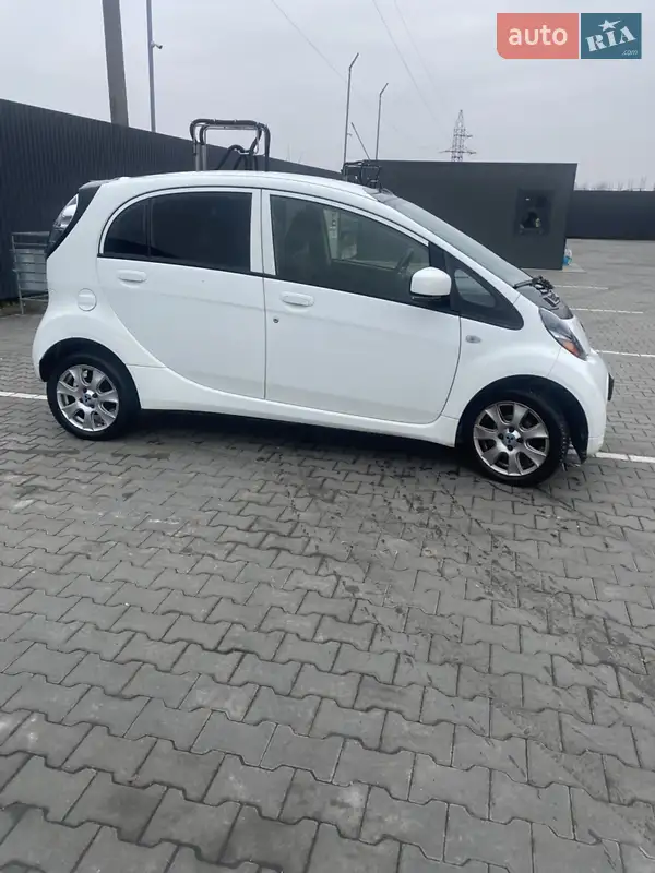 2011 mitsubishi i-miev