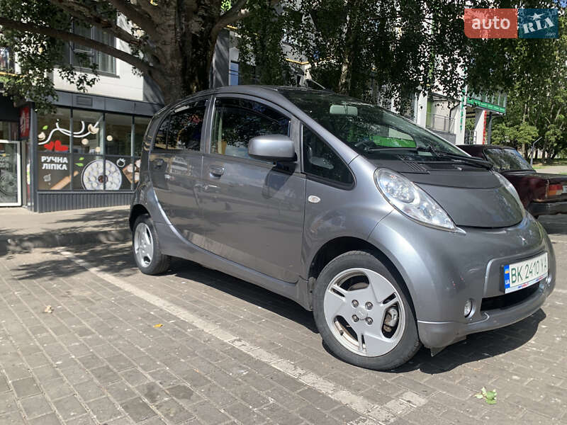 2012 mitsubishi i-miev