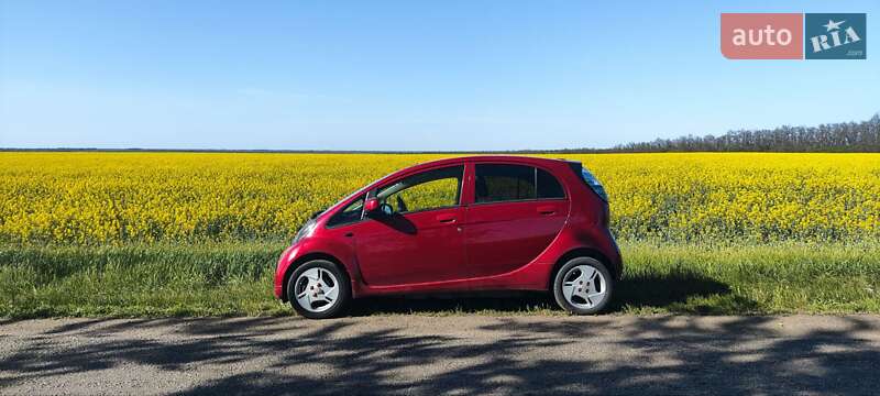 2013 mitsubishi i-miev