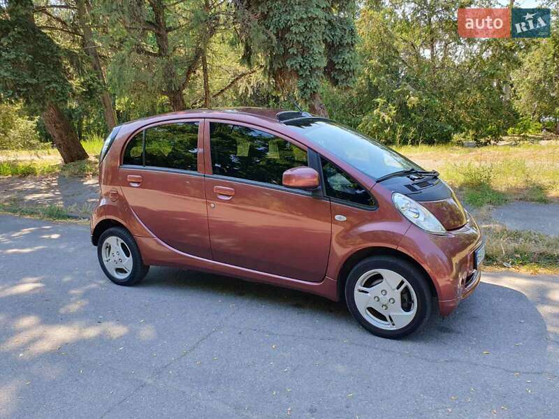 2014 mitsubishi i-miev