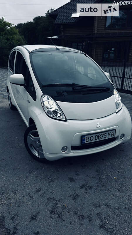 2014 mitsubishi i-miev